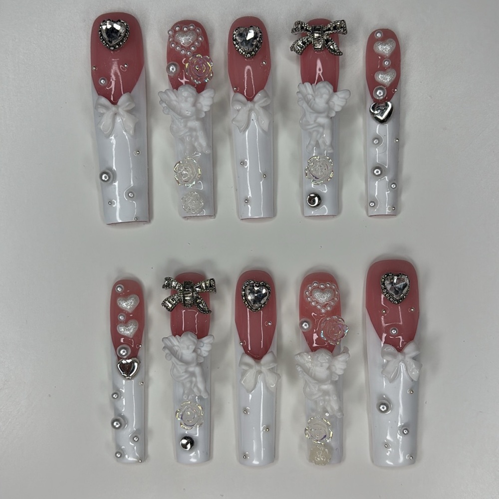 Elegant Pink and White 3D Nail Set
